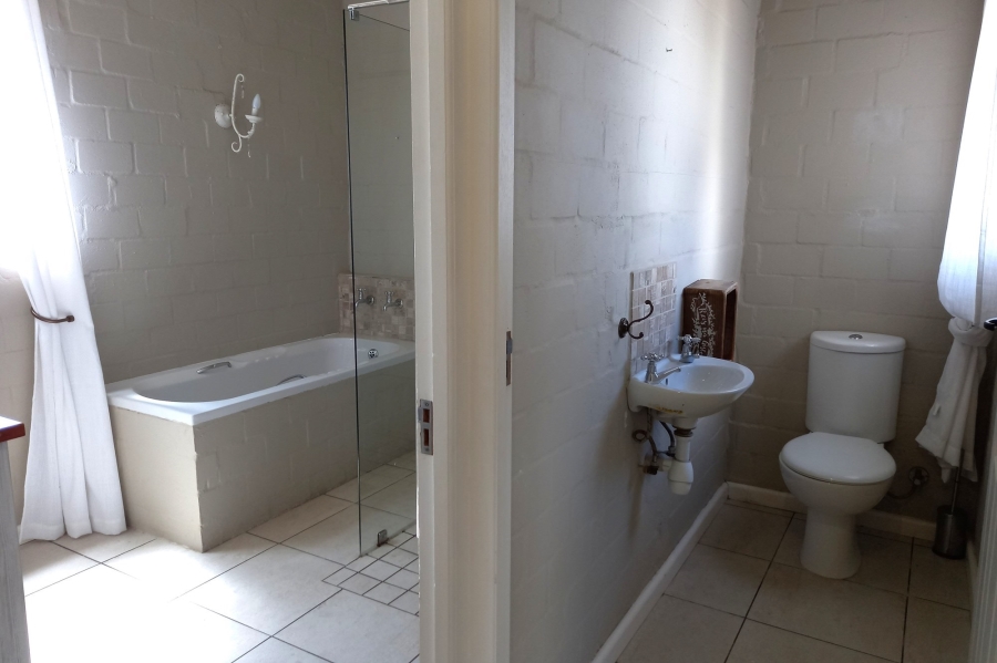 3 Bedroom Property for Sale in Jacobsbaai Western Cape